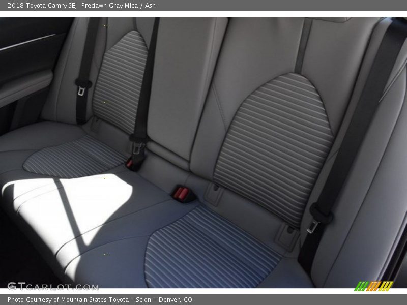 Predawn Gray Mica / Ash 2018 Toyota Camry SE