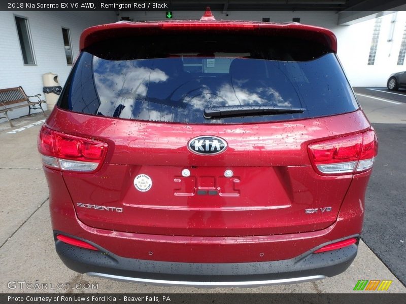 Remington Red / Black 2018 Kia Sorento EX V6 AWD