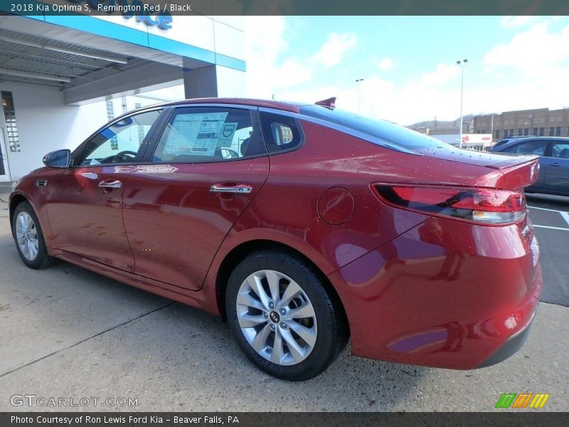 Remington Red / Black 2018 Kia Optima S