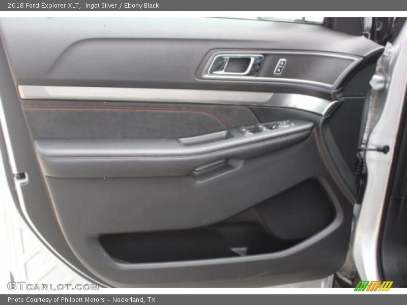 Ingot Silver / Ebony Black 2018 Ford Explorer XLT
