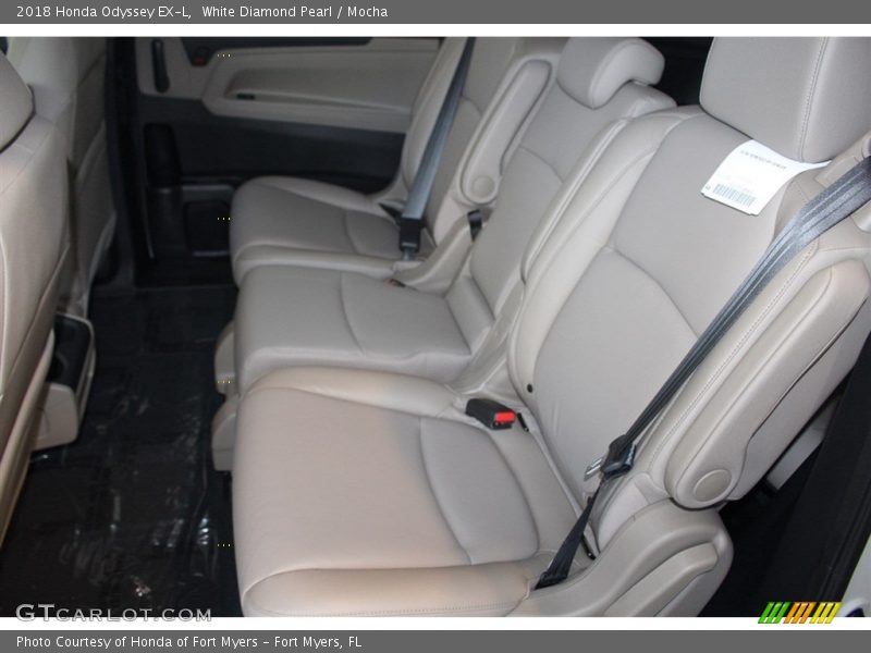 White Diamond Pearl / Mocha 2018 Honda Odyssey EX-L