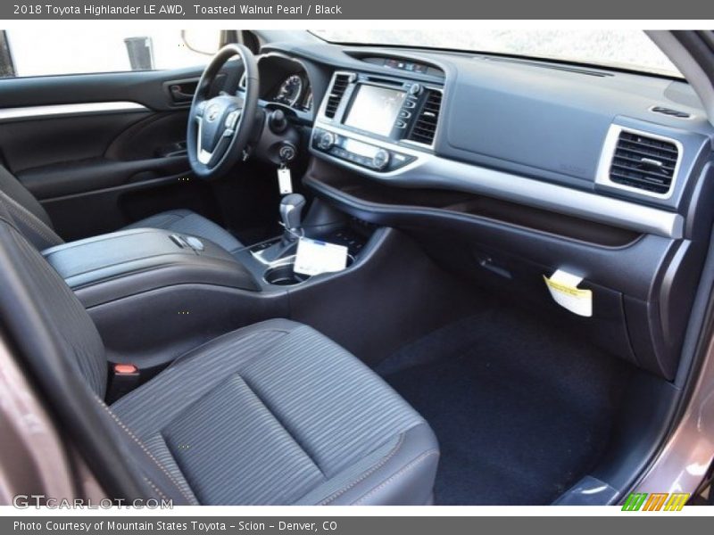 Toasted Walnut Pearl / Black 2018 Toyota Highlander LE AWD