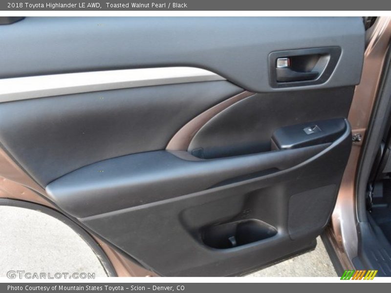 Toasted Walnut Pearl / Black 2018 Toyota Highlander LE AWD