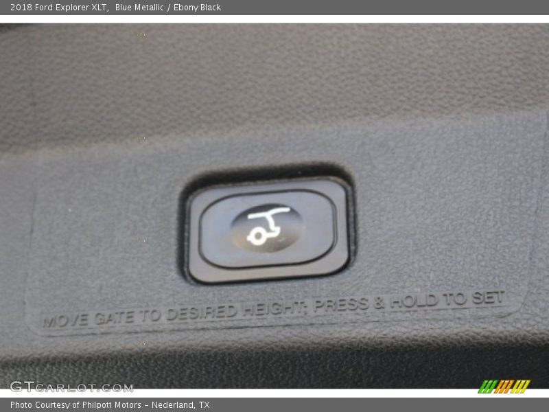 Blue Metallic / Ebony Black 2018 Ford Explorer XLT
