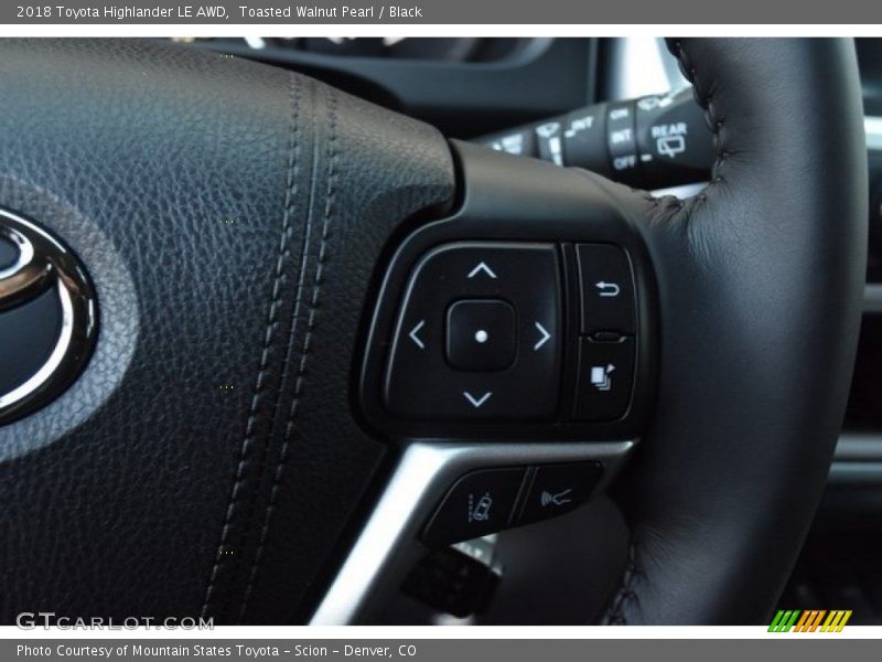 Toasted Walnut Pearl / Black 2018 Toyota Highlander LE AWD