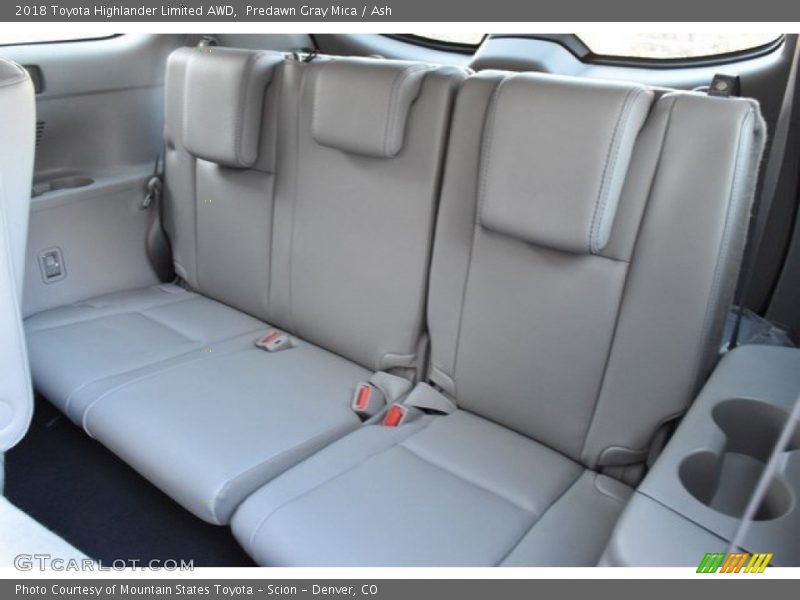 Predawn Gray Mica / Ash 2018 Toyota Highlander Limited AWD