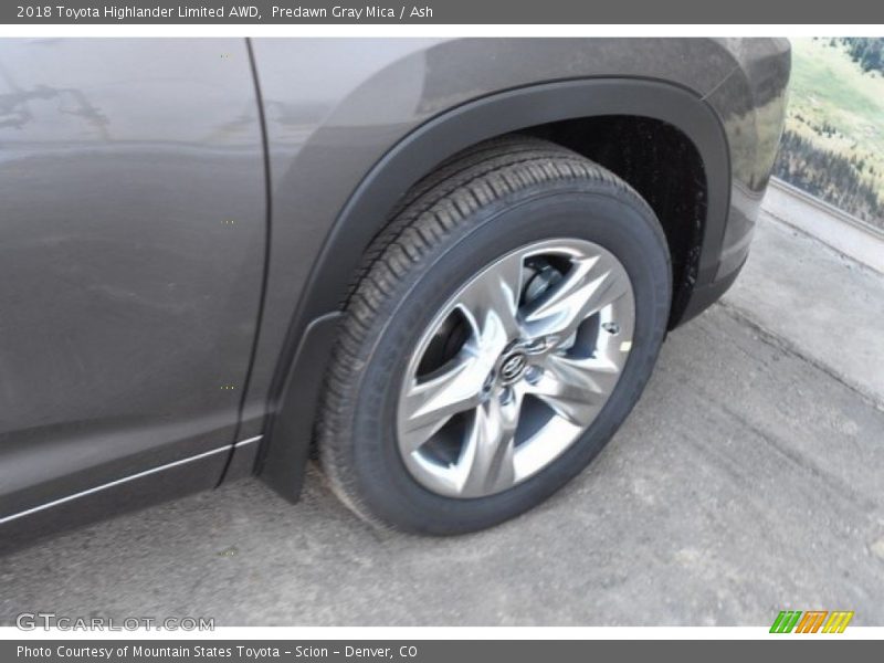 Predawn Gray Mica / Ash 2018 Toyota Highlander Limited AWD