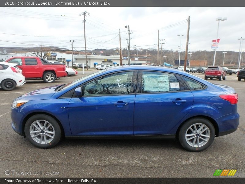 Lightning Blue / Charcoal Black 2018 Ford Focus SE Sedan