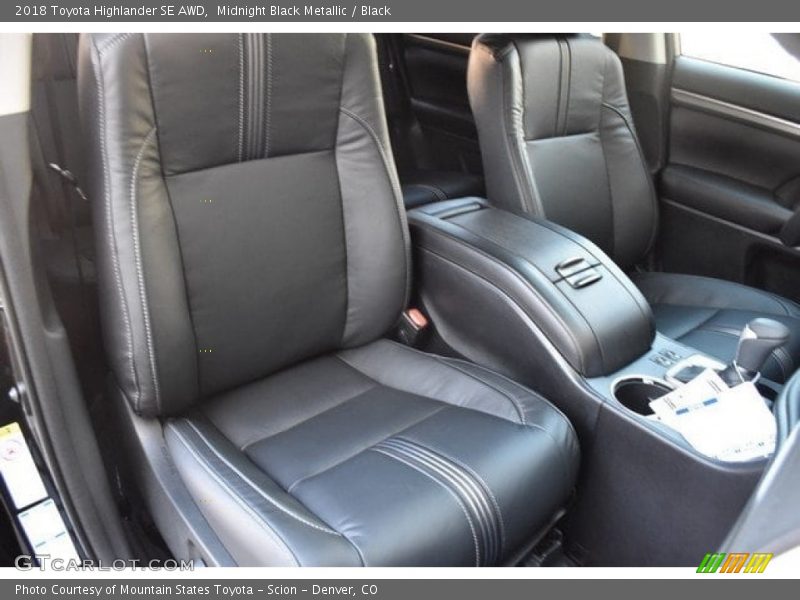 Midnight Black Metallic / Black 2018 Toyota Highlander SE AWD