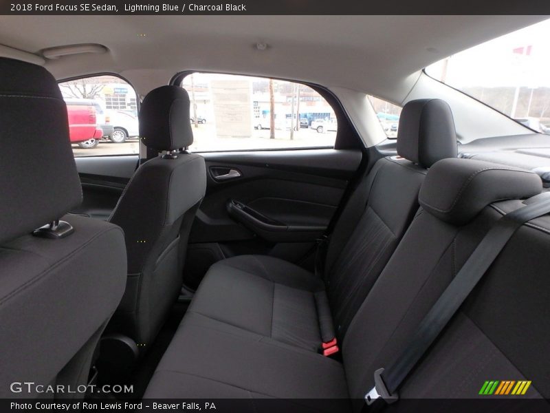 Lightning Blue / Charcoal Black 2018 Ford Focus SE Sedan