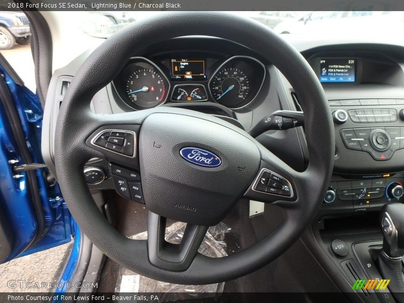 Lightning Blue / Charcoal Black 2018 Ford Focus SE Sedan