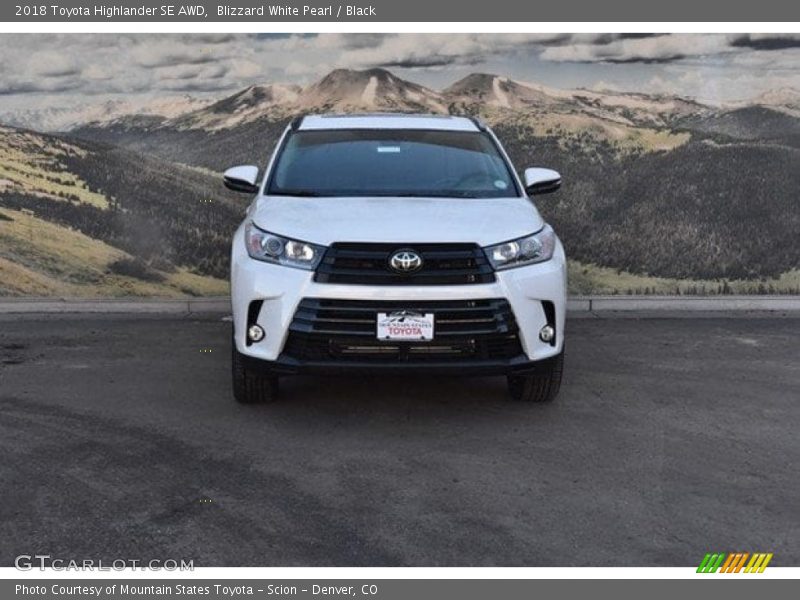 Blizzard White Pearl / Black 2018 Toyota Highlander SE AWD