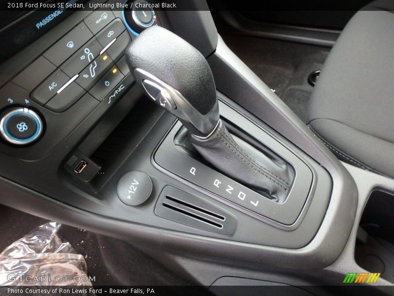 Lightning Blue / Charcoal Black 2018 Ford Focus SE Sedan