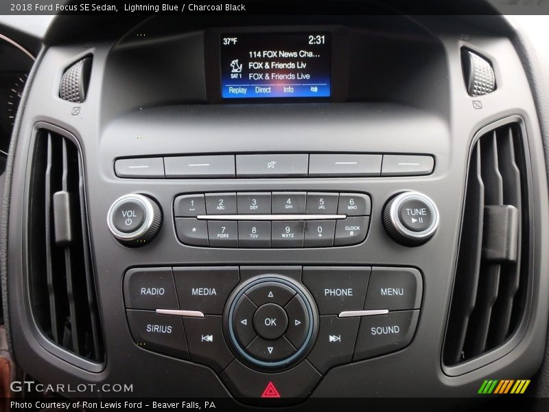 Lightning Blue / Charcoal Black 2018 Ford Focus SE Sedan