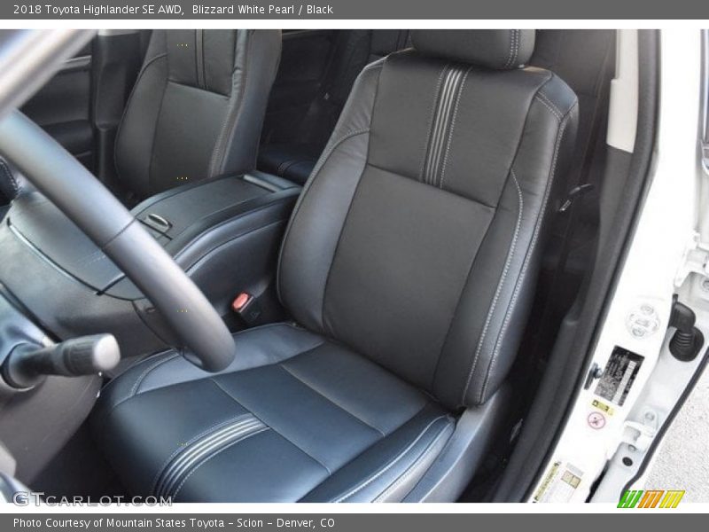 Blizzard White Pearl / Black 2018 Toyota Highlander SE AWD