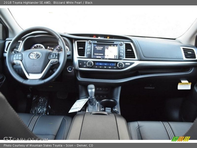 Blizzard White Pearl / Black 2018 Toyota Highlander SE AWD