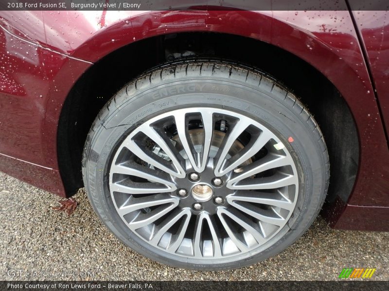 Burgundy Velvet / Ebony 2018 Ford Fusion SE