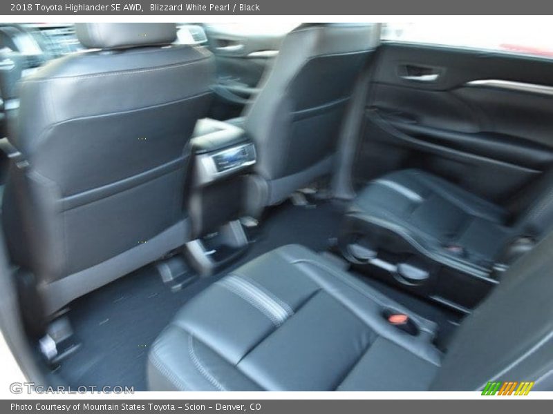 Blizzard White Pearl / Black 2018 Toyota Highlander SE AWD