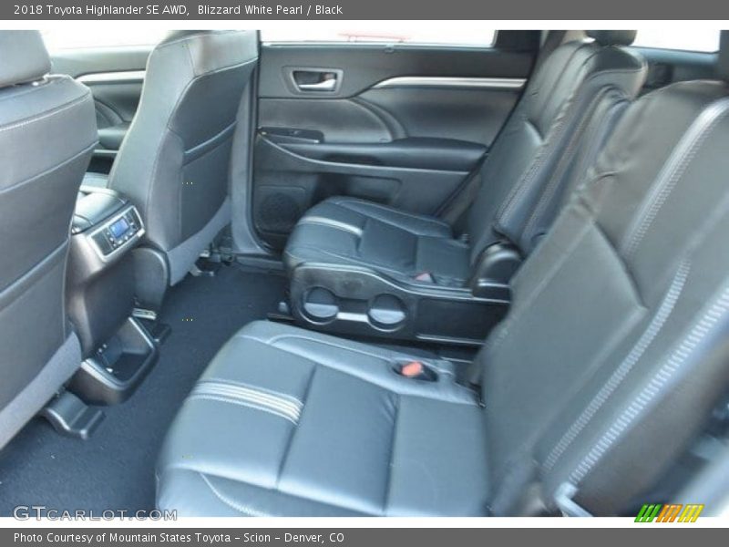Blizzard White Pearl / Black 2018 Toyota Highlander SE AWD