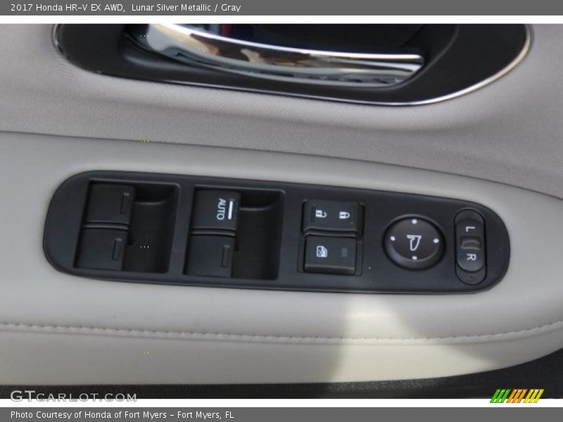 Lunar Silver Metallic / Gray 2017 Honda HR-V EX AWD