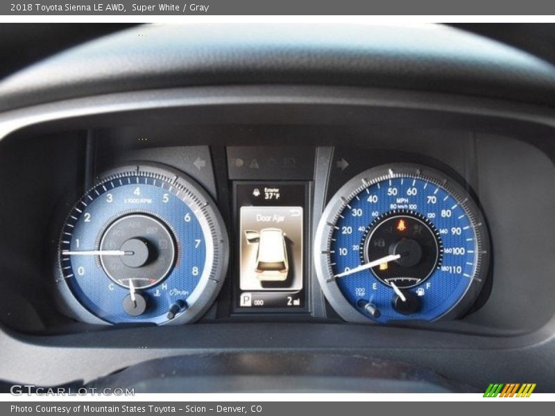 Super White / Gray 2018 Toyota Sienna LE AWD