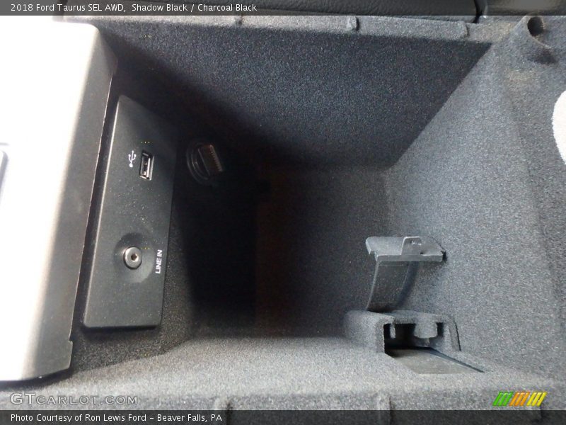 Shadow Black / Charcoal Black 2018 Ford Taurus SEL AWD