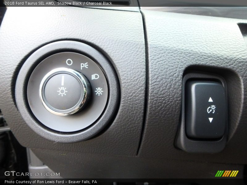 Shadow Black / Charcoal Black 2018 Ford Taurus SEL AWD