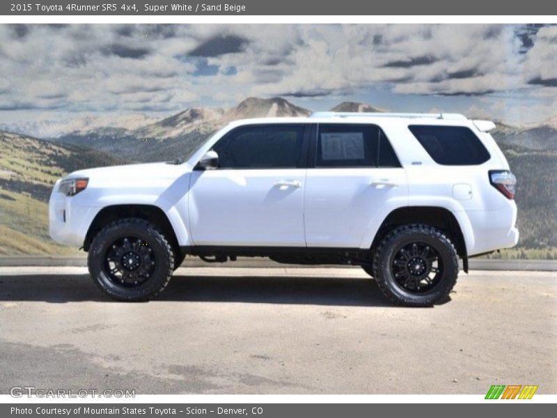 Super White / Sand Beige 2015 Toyota 4Runner SR5 4x4