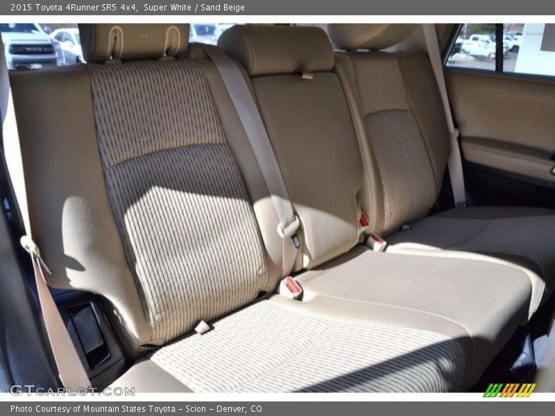 Super White / Sand Beige 2015 Toyota 4Runner SR5 4x4