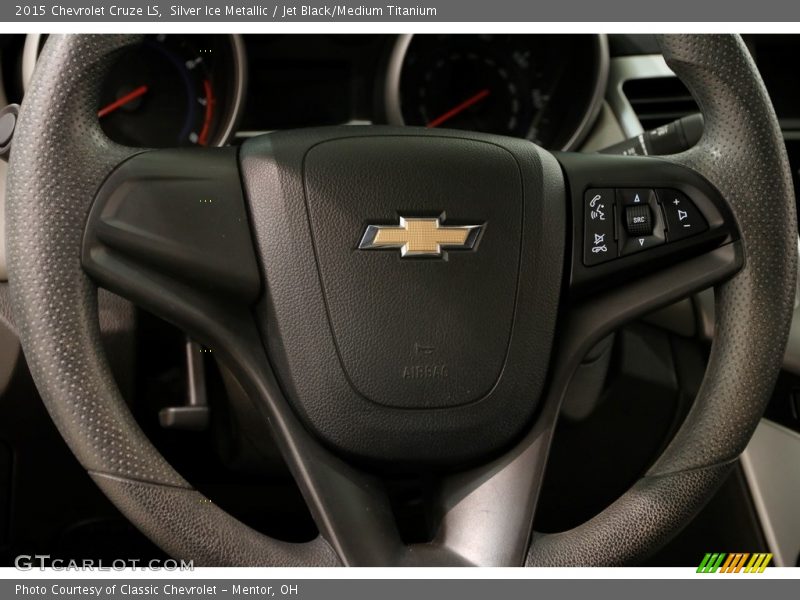 Silver Ice Metallic / Jet Black/Medium Titanium 2015 Chevrolet Cruze LS