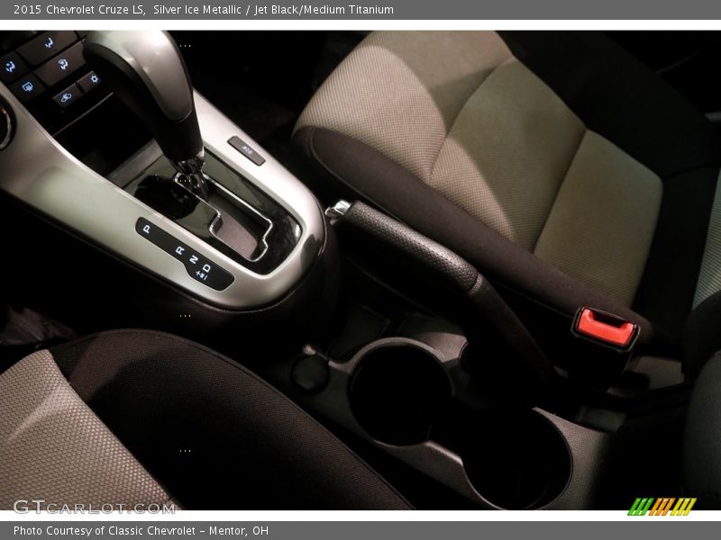 Silver Ice Metallic / Jet Black/Medium Titanium 2015 Chevrolet Cruze LS