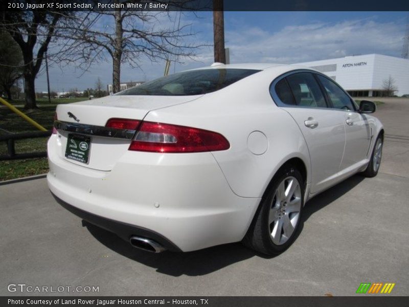 Porcelain White / Barley 2010 Jaguar XF Sport Sedan