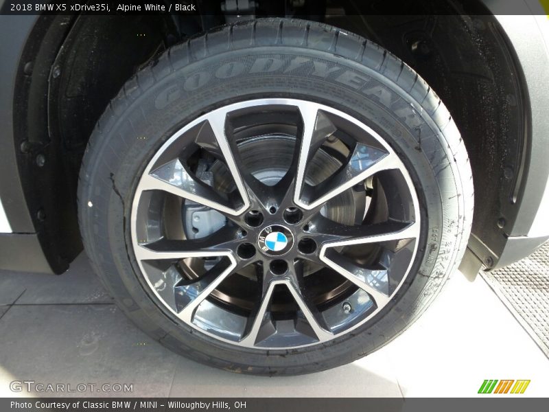 Alpine White / Black 2018 BMW X5 xDrive35i