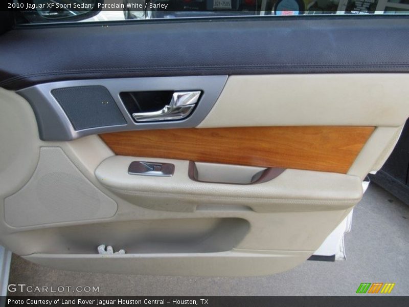 Porcelain White / Barley 2010 Jaguar XF Sport Sedan