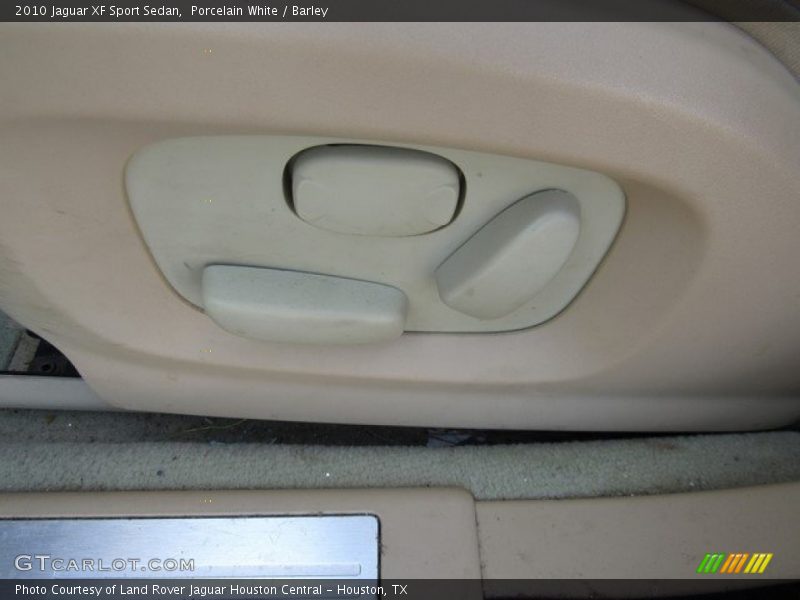 Porcelain White / Barley 2010 Jaguar XF Sport Sedan