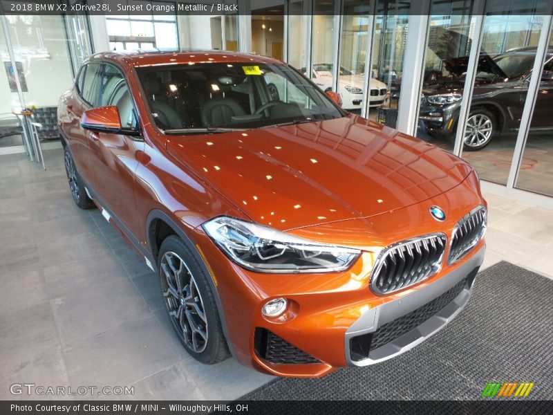 Sunset Orange Metallic / Black 2018 BMW X2 xDrive28i