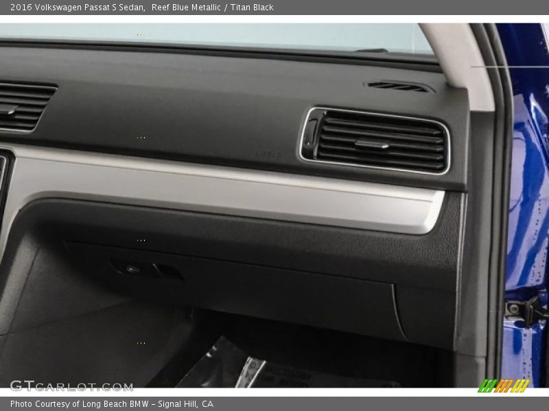 Reef Blue Metallic / Titan Black 2016 Volkswagen Passat S Sedan