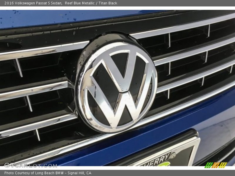 Reef Blue Metallic / Titan Black 2016 Volkswagen Passat S Sedan