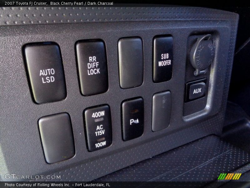 Black Cherry Pearl / Dark Charcoal 2007 Toyota FJ Cruiser