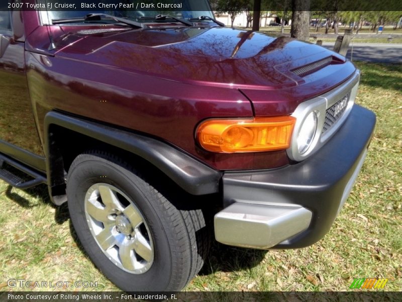 Black Cherry Pearl / Dark Charcoal 2007 Toyota FJ Cruiser