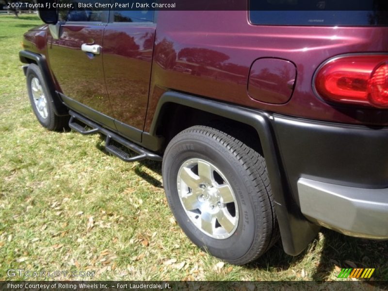 Black Cherry Pearl / Dark Charcoal 2007 Toyota FJ Cruiser