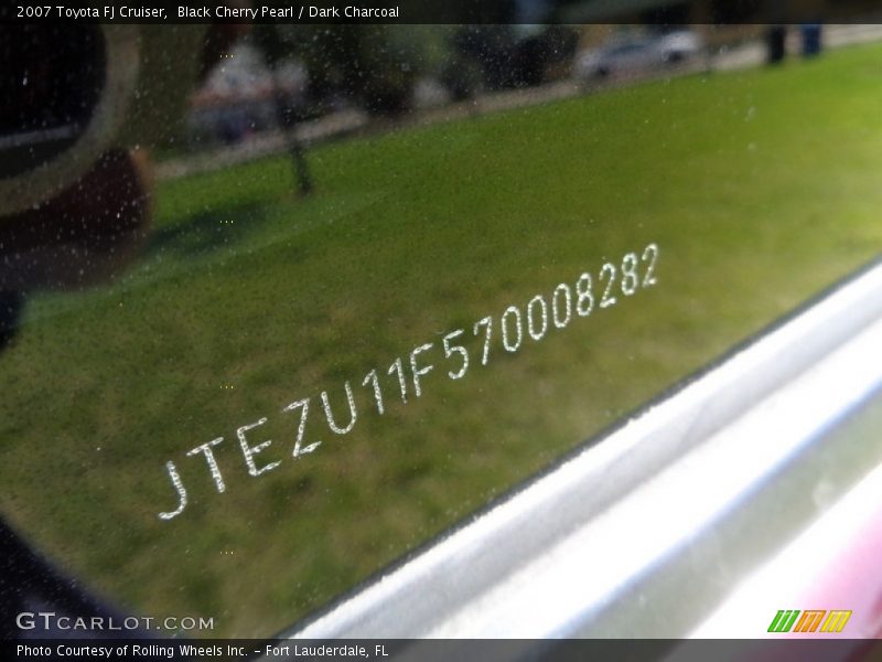 Black Cherry Pearl / Dark Charcoal 2007 Toyota FJ Cruiser