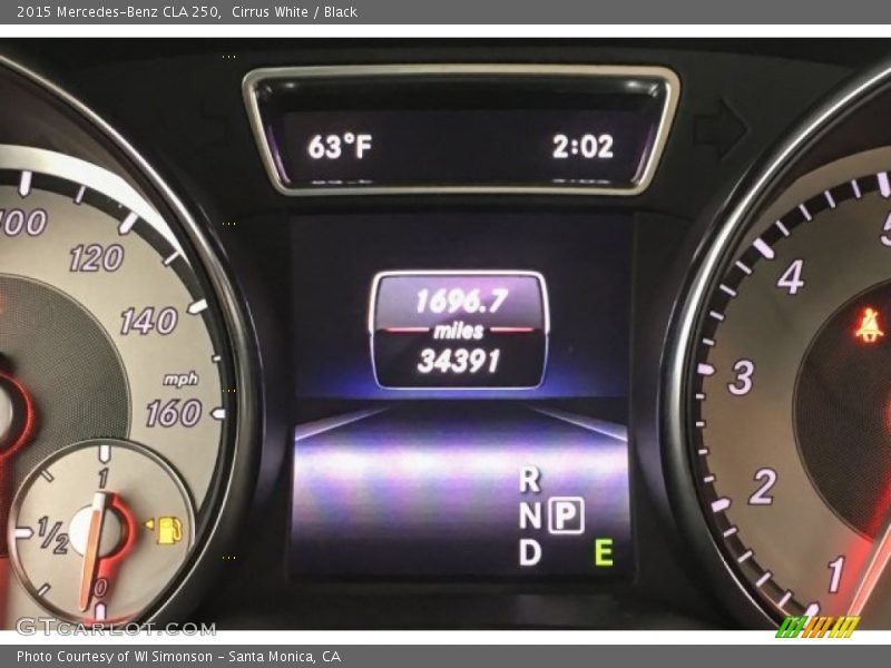 Cirrus White / Black 2015 Mercedes-Benz CLA 250