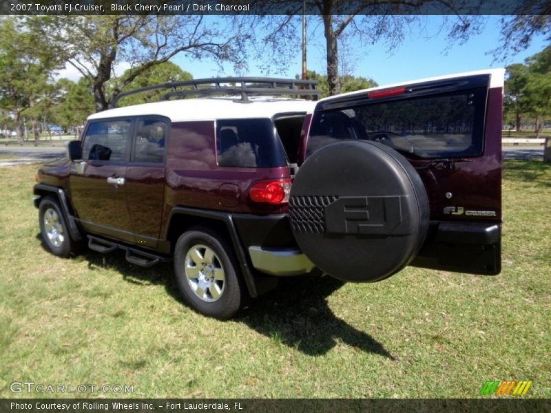 Black Cherry Pearl / Dark Charcoal 2007 Toyota FJ Cruiser