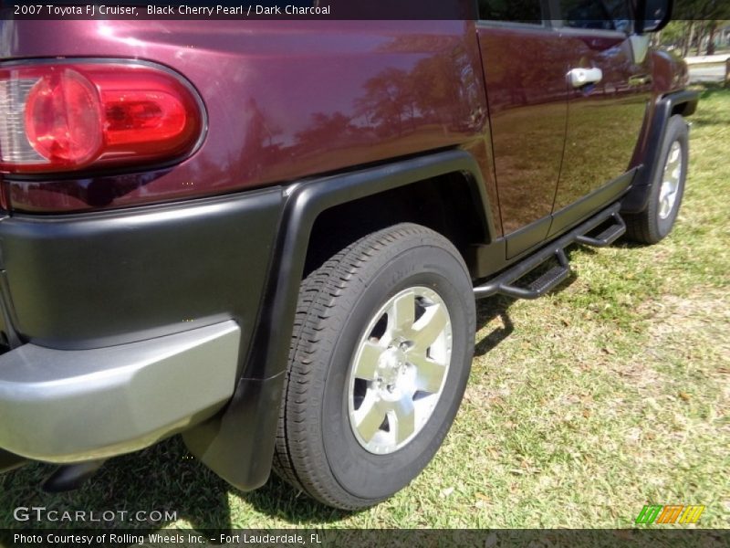 Black Cherry Pearl / Dark Charcoal 2007 Toyota FJ Cruiser