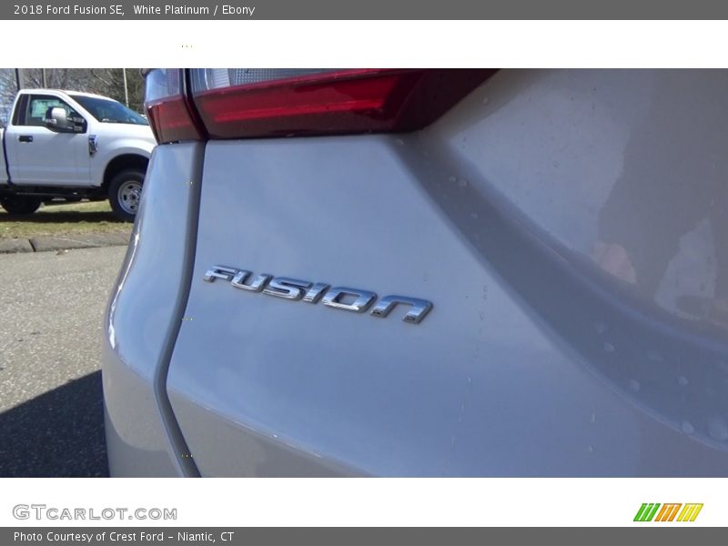 White Platinum / Ebony 2018 Ford Fusion SE