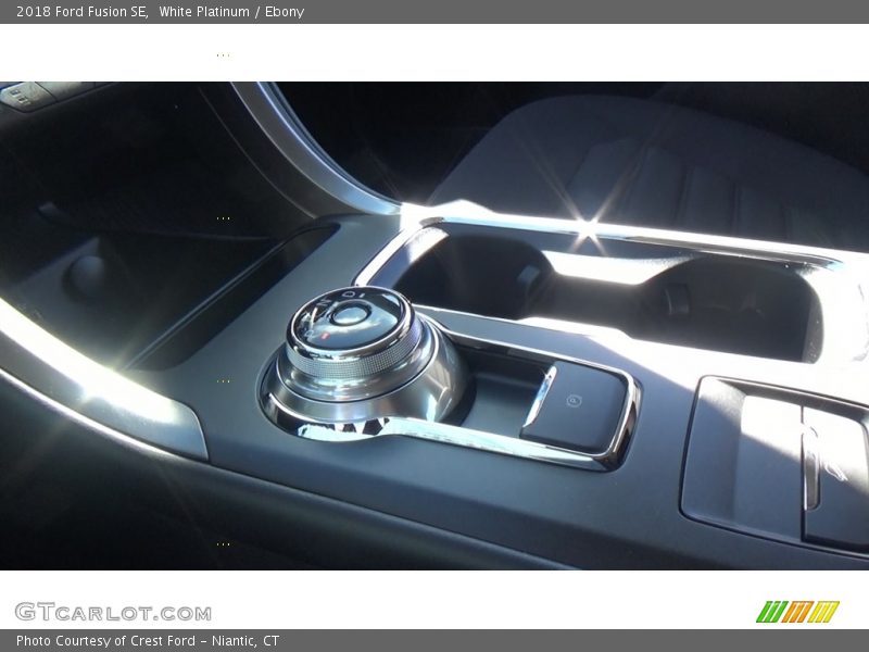 White Platinum / Ebony 2018 Ford Fusion SE