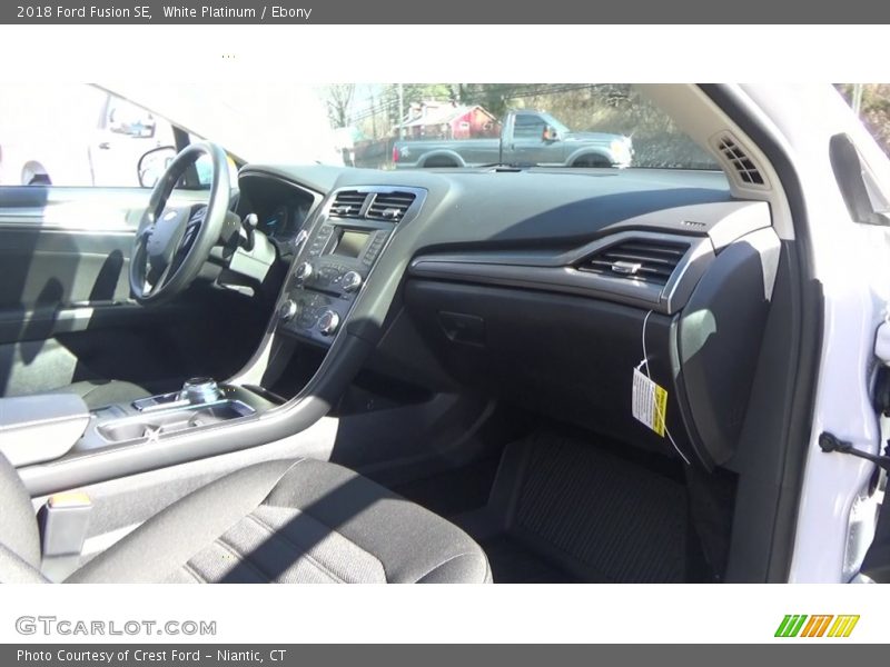 White Platinum / Ebony 2018 Ford Fusion SE