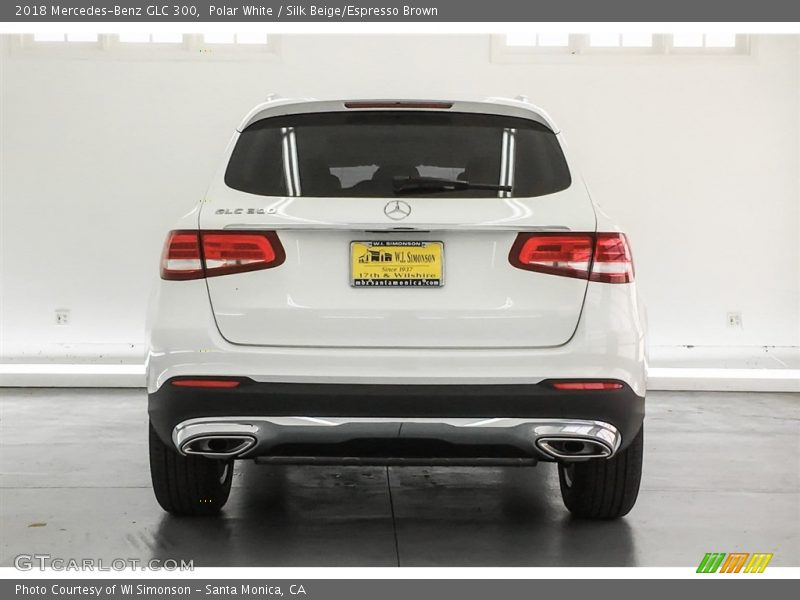 Polar White / Silk Beige/Espresso Brown 2018 Mercedes-Benz GLC 300