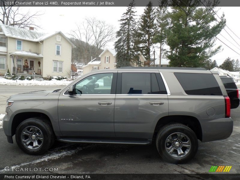 Pepperdust Metallic / Jet Black 2018 Chevrolet Tahoe LS 4WD
